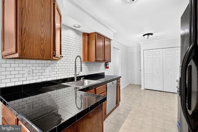 34 B CHICOPEE DR, Princeton, NJ 08540