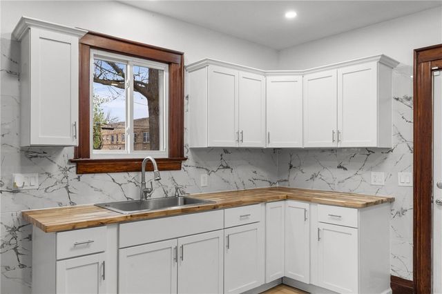 50 Finch Street, Rochester, NY 14613