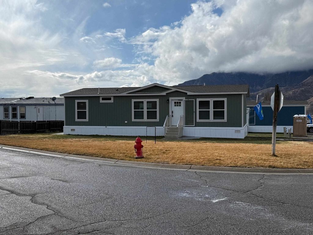 16 Bent Creek Circle, Parachute, CO 81635
