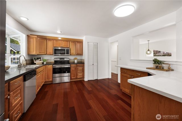 5235 Highland Drive, Bellevue, WA 98006