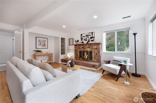 5235 Highland Drive, Bellevue, WA 98006