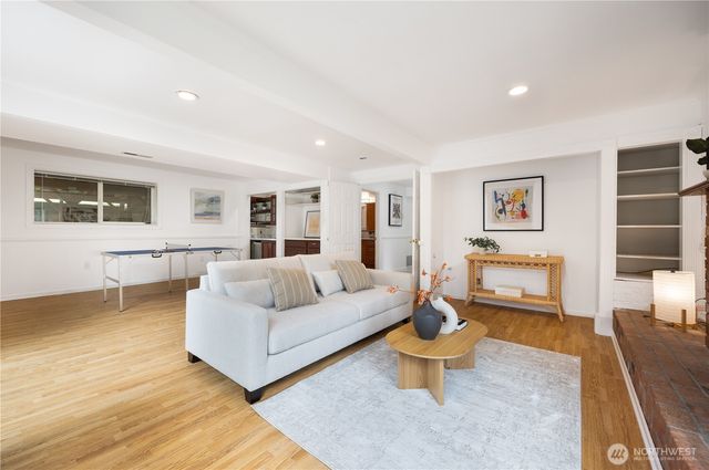 5235 Highland Drive, Bellevue, WA 98006