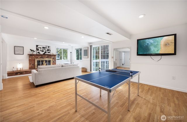 5235 Highland Drive, Bellevue, WA 98006