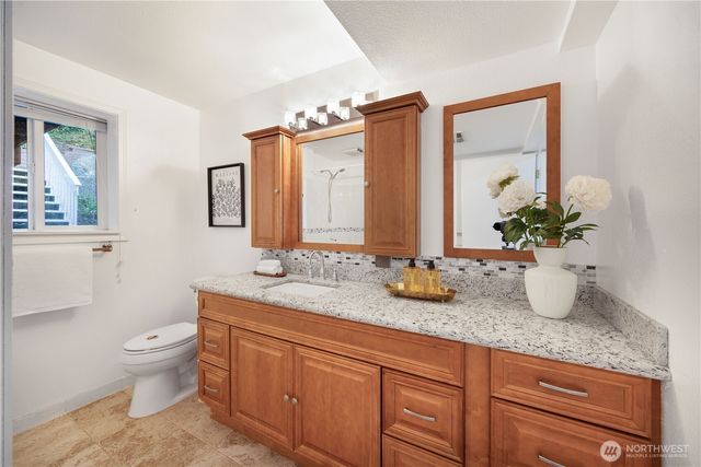5235 Highland Drive, Bellevue, WA 98006