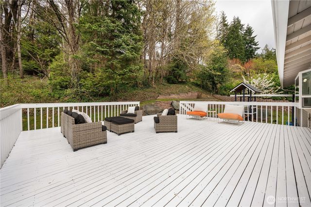 5235 Highland Drive, Bellevue, WA 98006