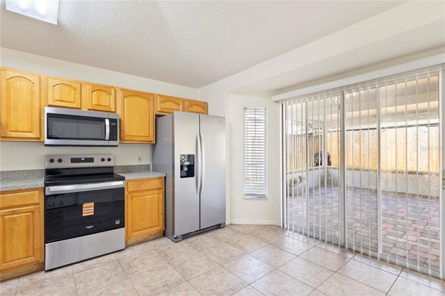 10462 BLACKMORE DRIVE, Tampa, FL 33647