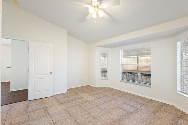 10462 BLACKMORE DRIVE, Tampa, FL 33647