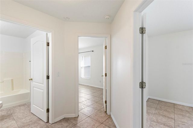 10462 BLACKMORE DRIVE, Tampa, FL 33647