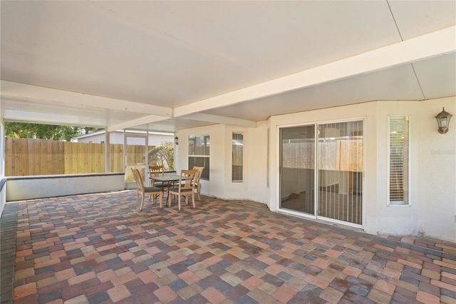 10462 BLACKMORE DRIVE, Tampa, FL 33647