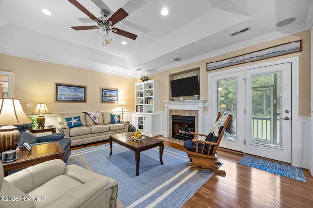 102 Travis Drive, Beaufort, NC 28516