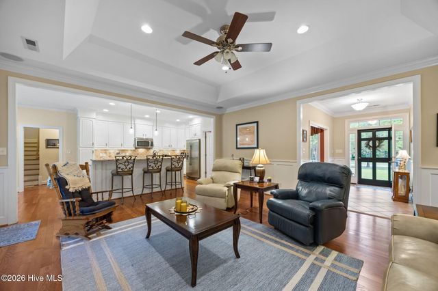 102 Travis Drive, Beaufort, NC 28516