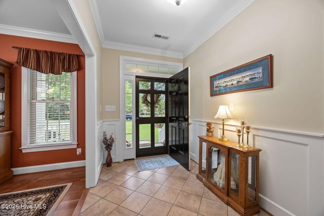 102 Travis Drive, Beaufort, NC 28516