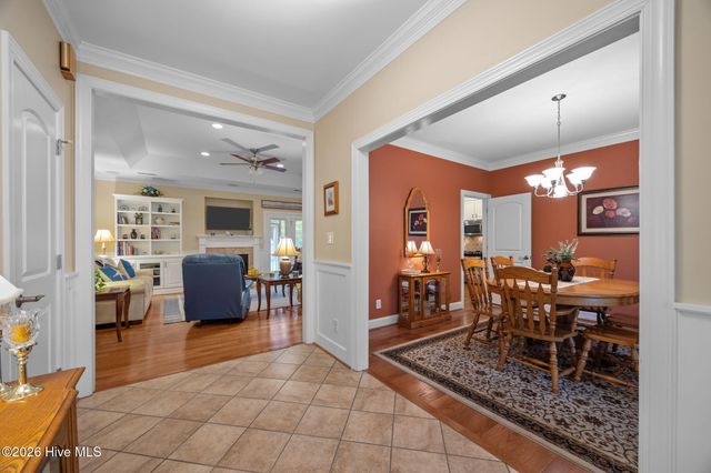 102 Travis Drive, Beaufort, NC 28516