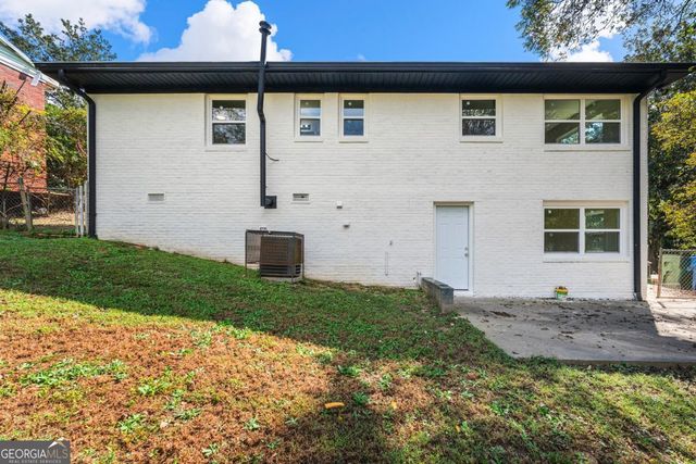 3981 Rutgers Drive SW, Atlanta, GA 30331