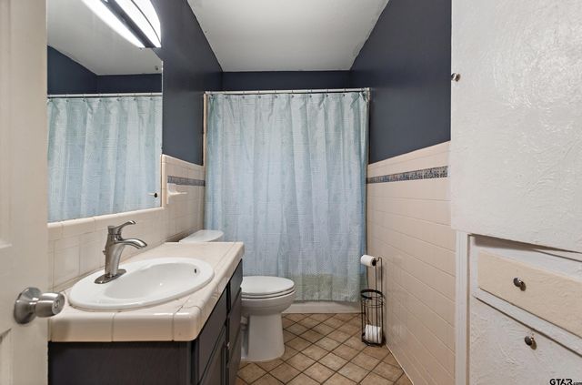 921 W Ellis Dr., Tyler, TX 75701