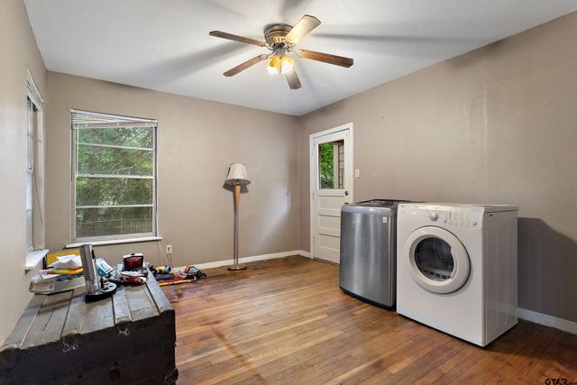 921 W Ellis Dr., Tyler, TX 75701