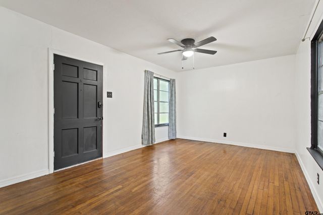 921 W Ellis Dr., Tyler, TX 75701