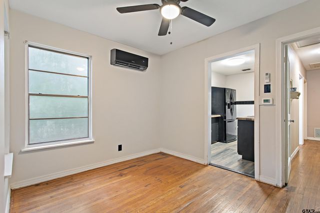 921 W Ellis Dr., Tyler, TX 75701