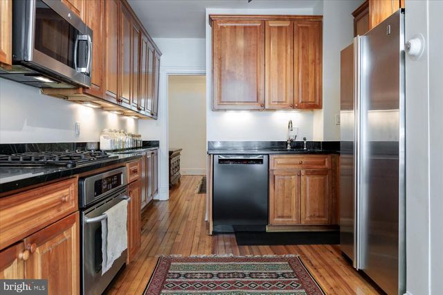 152 NORTH CAROLINA AVENUE, Washington, DC 20003