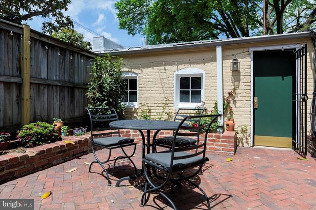 152 NORTH CAROLINA AVENUE, Washington, DC 20003