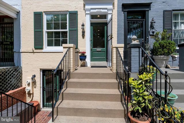152 NORTH CAROLINA AVENUE, Washington, DC 20003