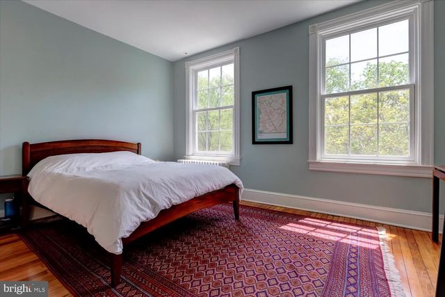 152 NORTH CAROLINA AVENUE, Washington, DC 20003