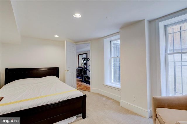 152 NORTH CAROLINA AVENUE, Washington, DC 20003