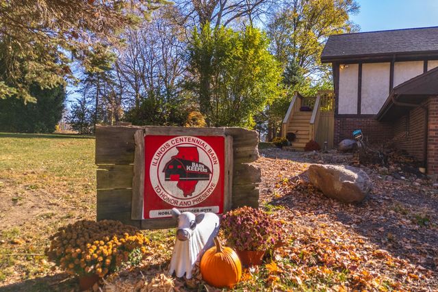 3312 N 1475 East Road, Heyworth, IL 61745