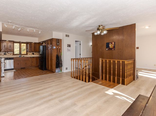 3312 N 1475 East Road, Heyworth, IL 61745