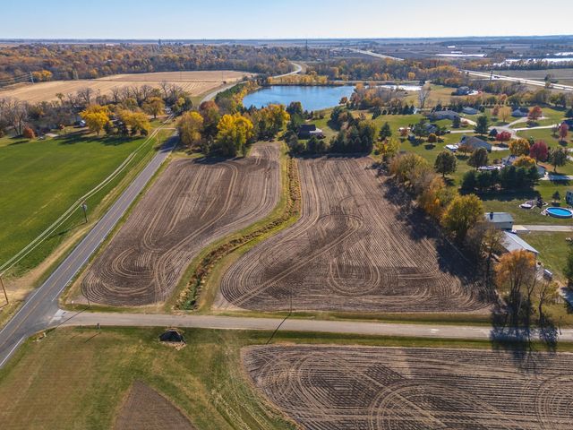 3312 N 1475 East Road, Heyworth, IL 61745