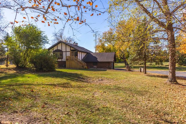 3312 N 1475 East Road, Heyworth, IL 61745