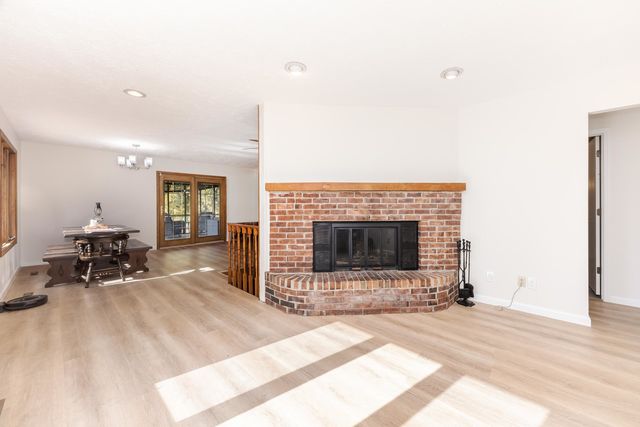 3312 N 1475 East Road, Heyworth, IL 61745