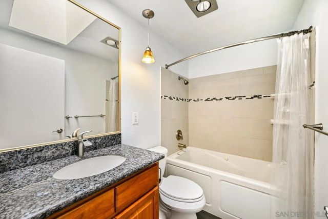 8745 Caminito Sueno, La Jolla, CA 92037