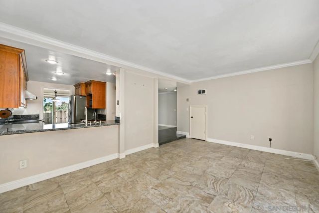 8745 Caminito Sueno, La Jolla, CA 92037
