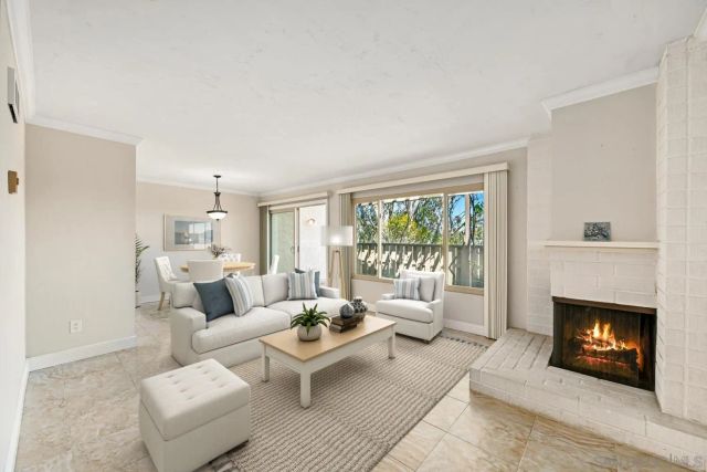 8745 Caminito Sueno, La Jolla, CA 92037