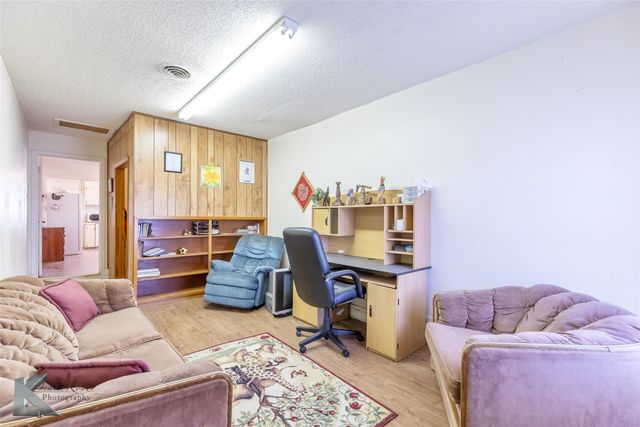 1934 N Mockingbird Lane, Abilene, TX 79603