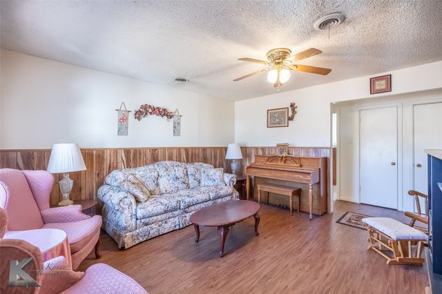 1934 N Mockingbird Lane, Abilene, TX 79603