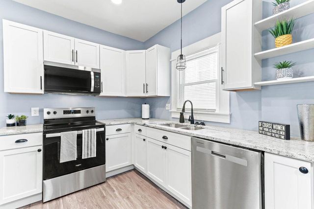 146 N Wayne, Columbus, OH 43204