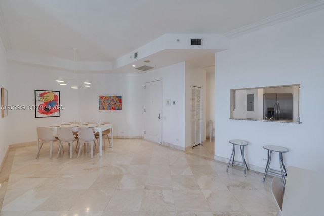888 Brickell Key Drive 2610, Miami, FL 33131