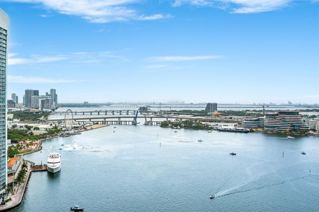 888 Brickell Key Drive 2610, Miami, FL 33131