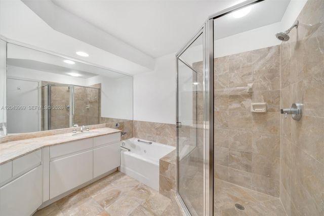 888 Brickell Key Drive 2610, Miami, FL 33131
