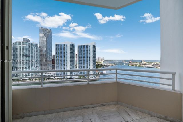 888 Brickell Key Drive 2610, Miami, FL 33131