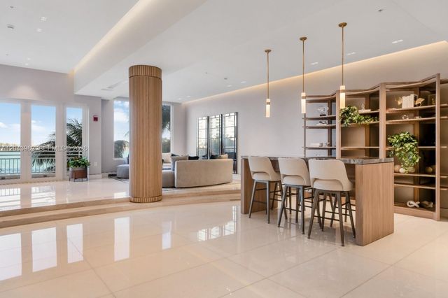 888 Brickell Key Drive 2610, Miami, FL 33131