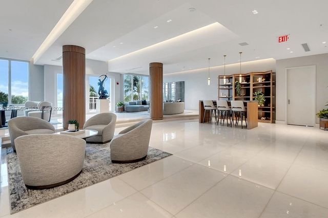 888 Brickell Key Drive 2610, Miami, FL 33131