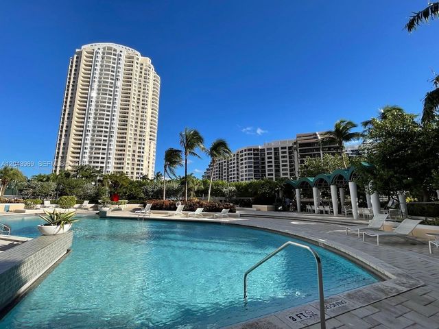888 Brickell Key Drive 2610, Miami, FL 33131