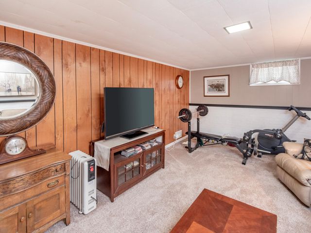 722 24th Avenue N, South Saint Paul, MN 55075