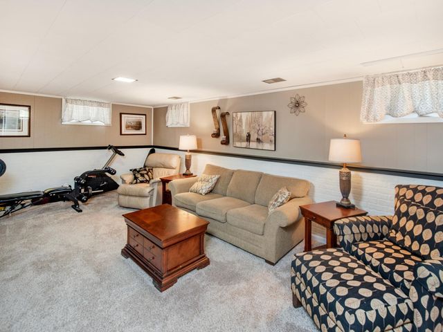 722 24th Avenue N, South Saint Paul, MN 55075