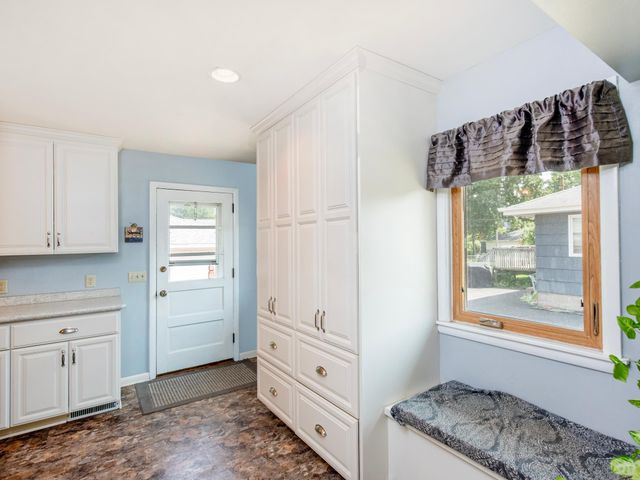 722 24th Avenue N, South Saint Paul, MN 55075
