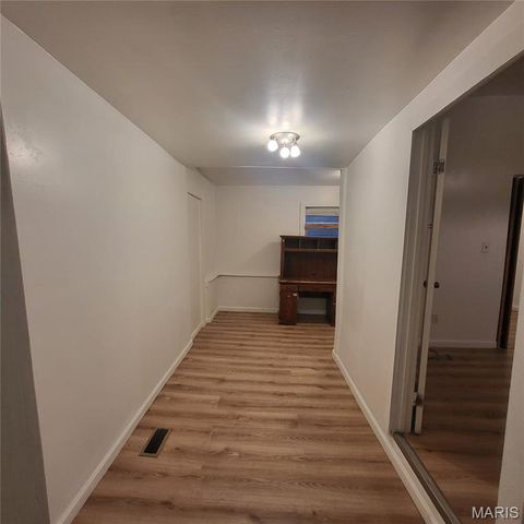 945 Cedar Street, Poplar Bluff, MO 63901