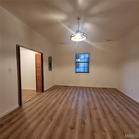 945 Cedar Street, Poplar Bluff, MO 63901